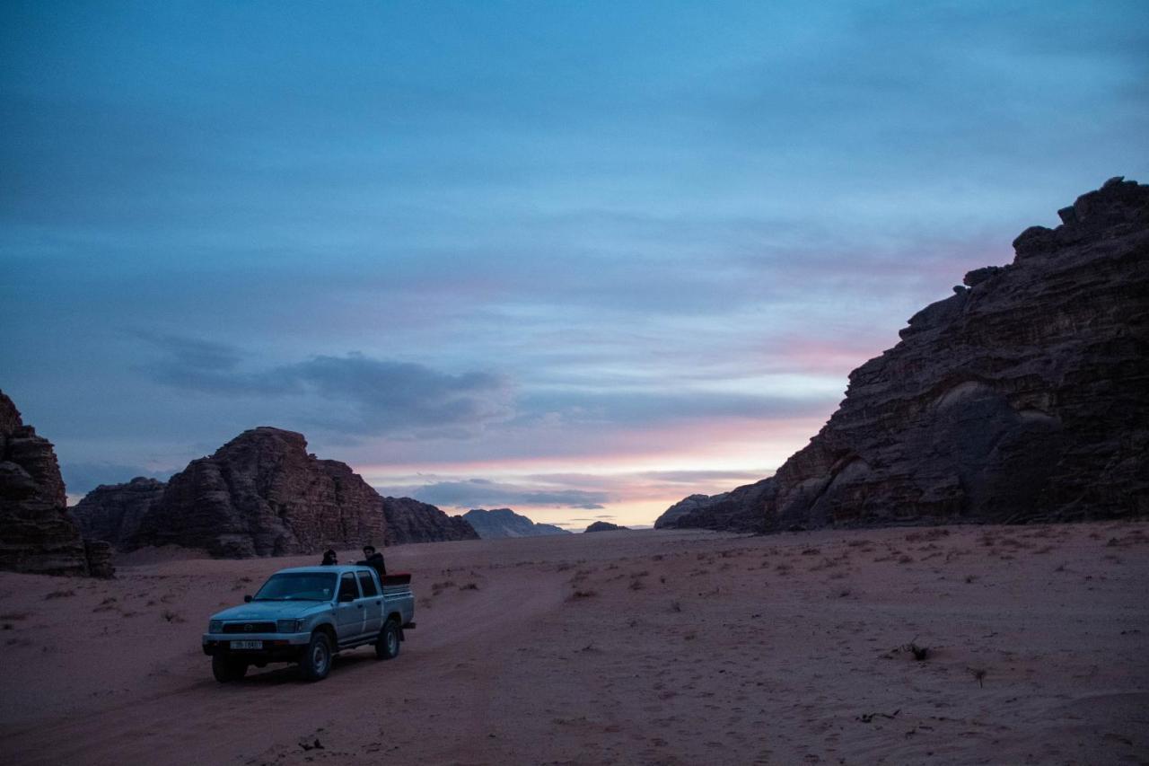 Wadi Rum Nights Exteriör bild