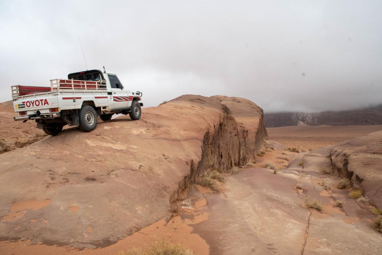 Wadi Rum Nights Exteriör bild